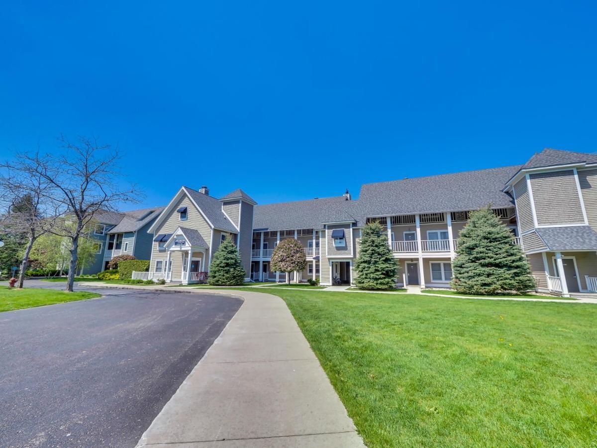 311 Water Street Inn Boyne City Exteriör bild